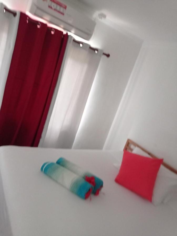 Les Forbans Selfcatering Apartment Takamaka Luaran gambar